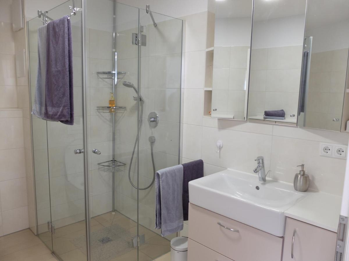 Ferienwohnung Lilly ฟรีดริชส์ฮาเฟน ภายนอก รูปภาพ